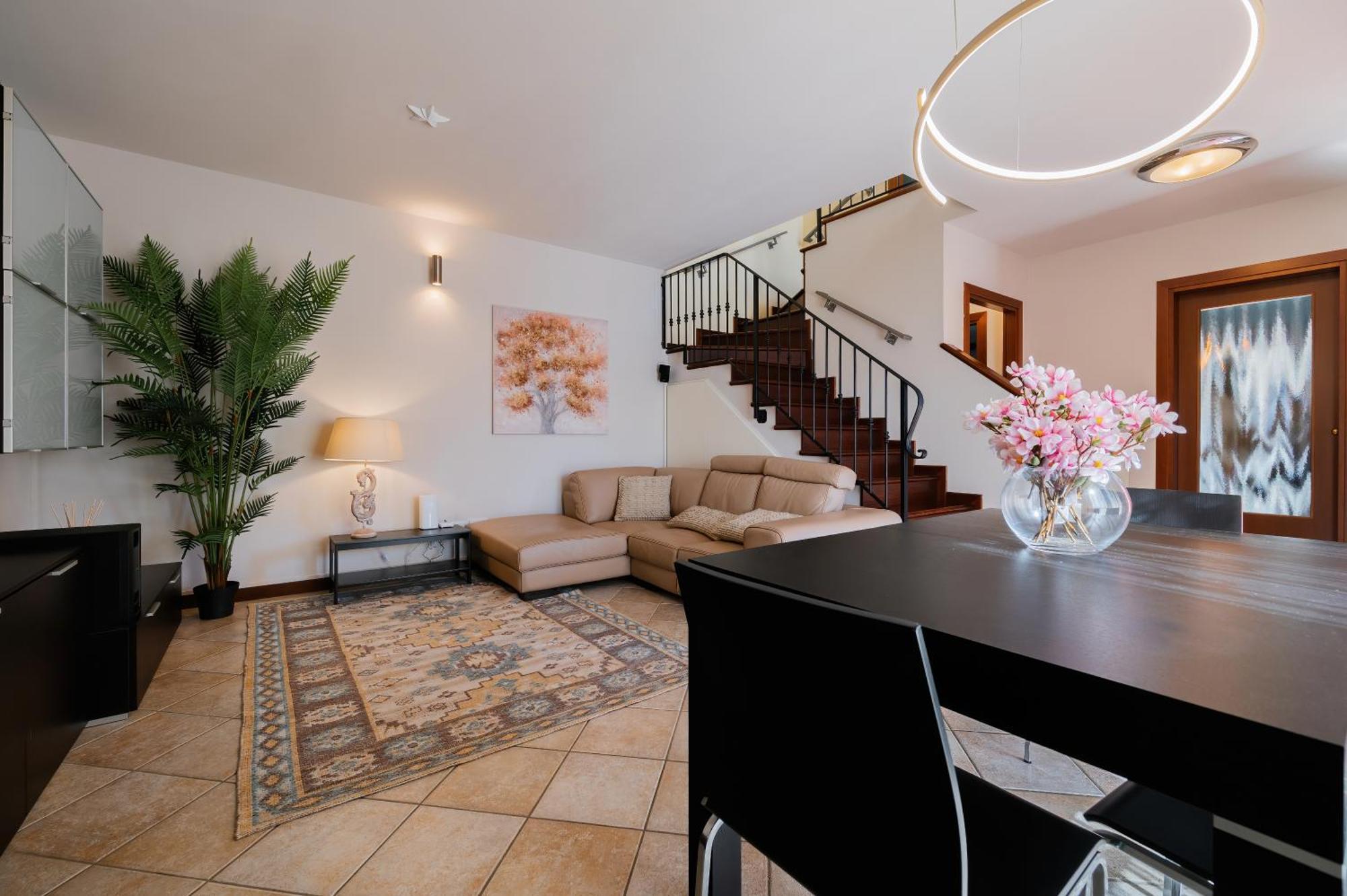 Casa Di Iaio - 90 M2 Apt With Free Wi-Fi, Netflix, Home Cinema & Parking Gorizia Exterior foto